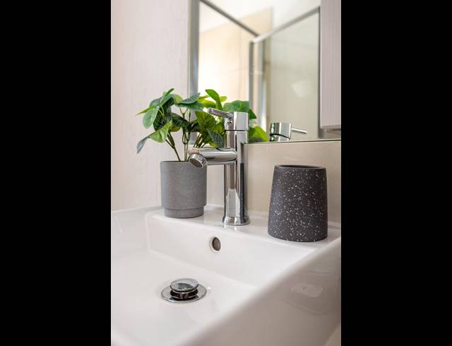 2 BEDROOM PROPERTY TO RENT IN BROADACRES